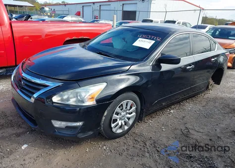 2015 Nissan Altima 2.5 S z USA, uszkodzony, nr VIN 1N4AL3APXFC219232